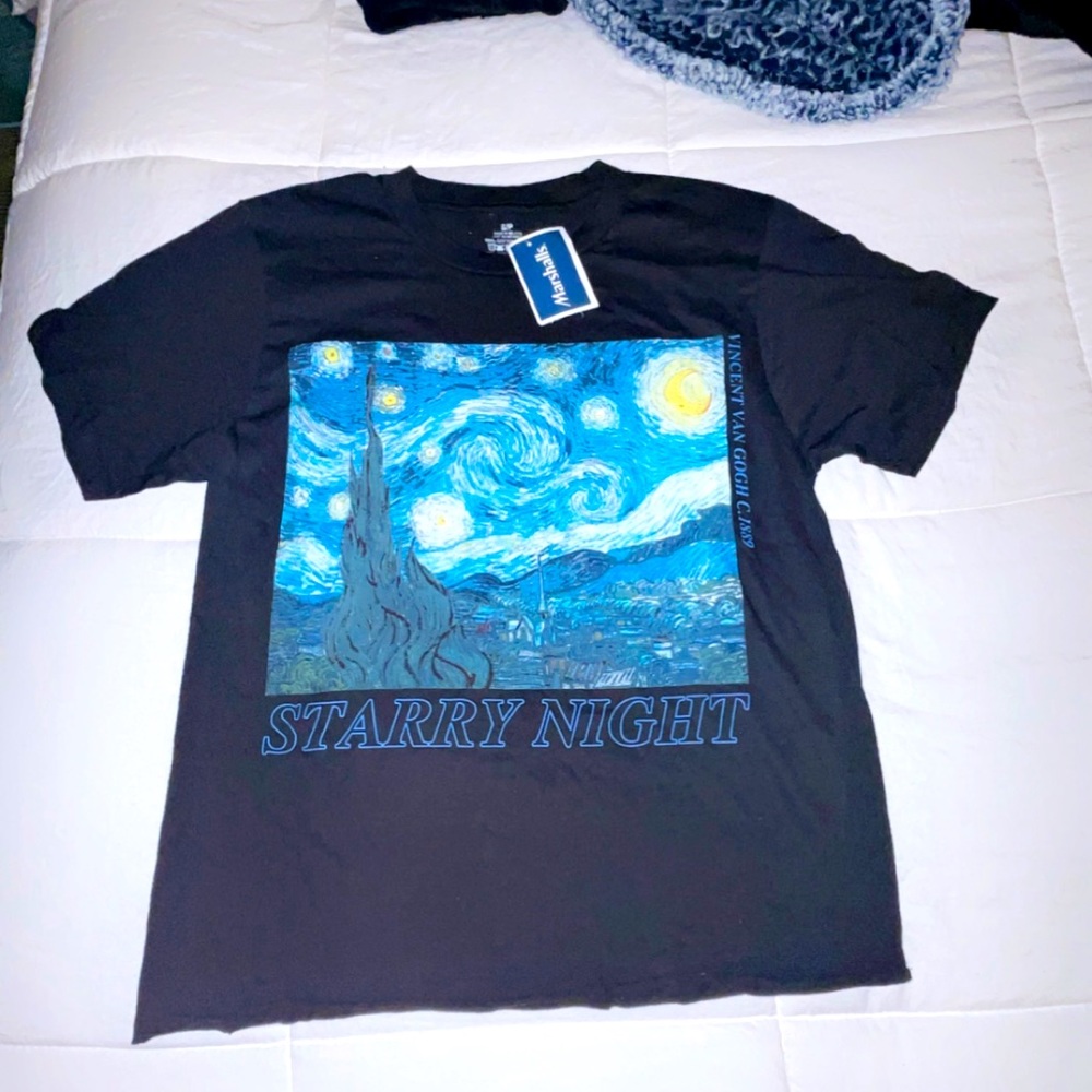 starry night tee ❣️